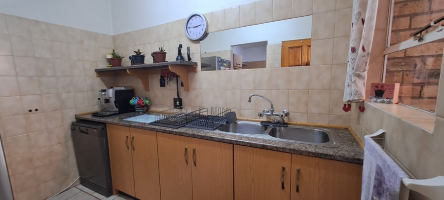 4 Bedroom Property for Sale in La Provance Free State